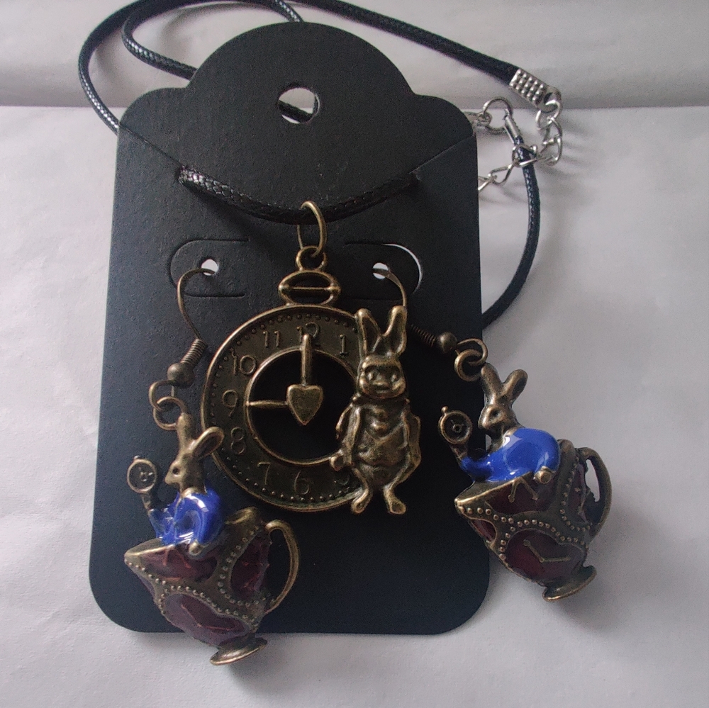 🆕 Alice in Wonderland rabbit hand crafted earrings and necklace set